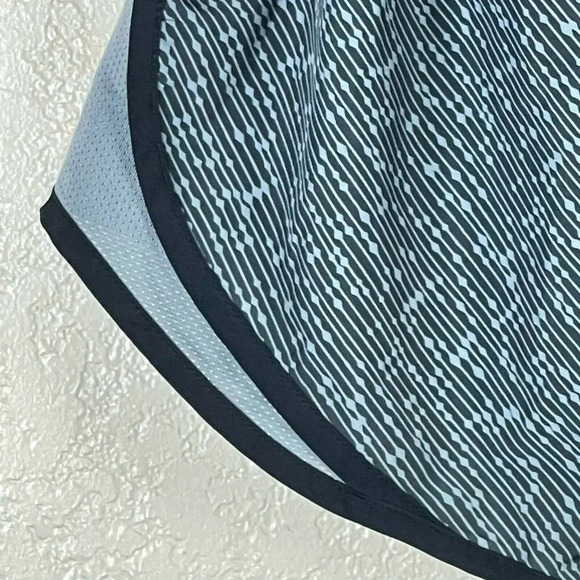 Nike Shorts Women's Sz S Dri-Fit Wide Leg High Rise Drawstring Athletic Gray - Picture 6 of 7